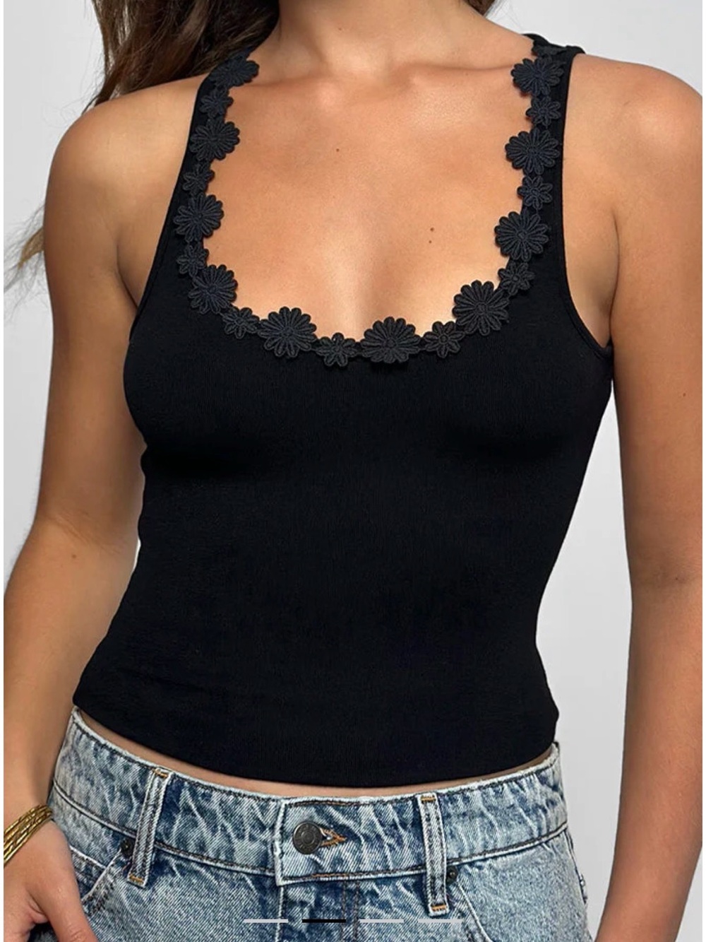Veira Daisy Applique Top - Black